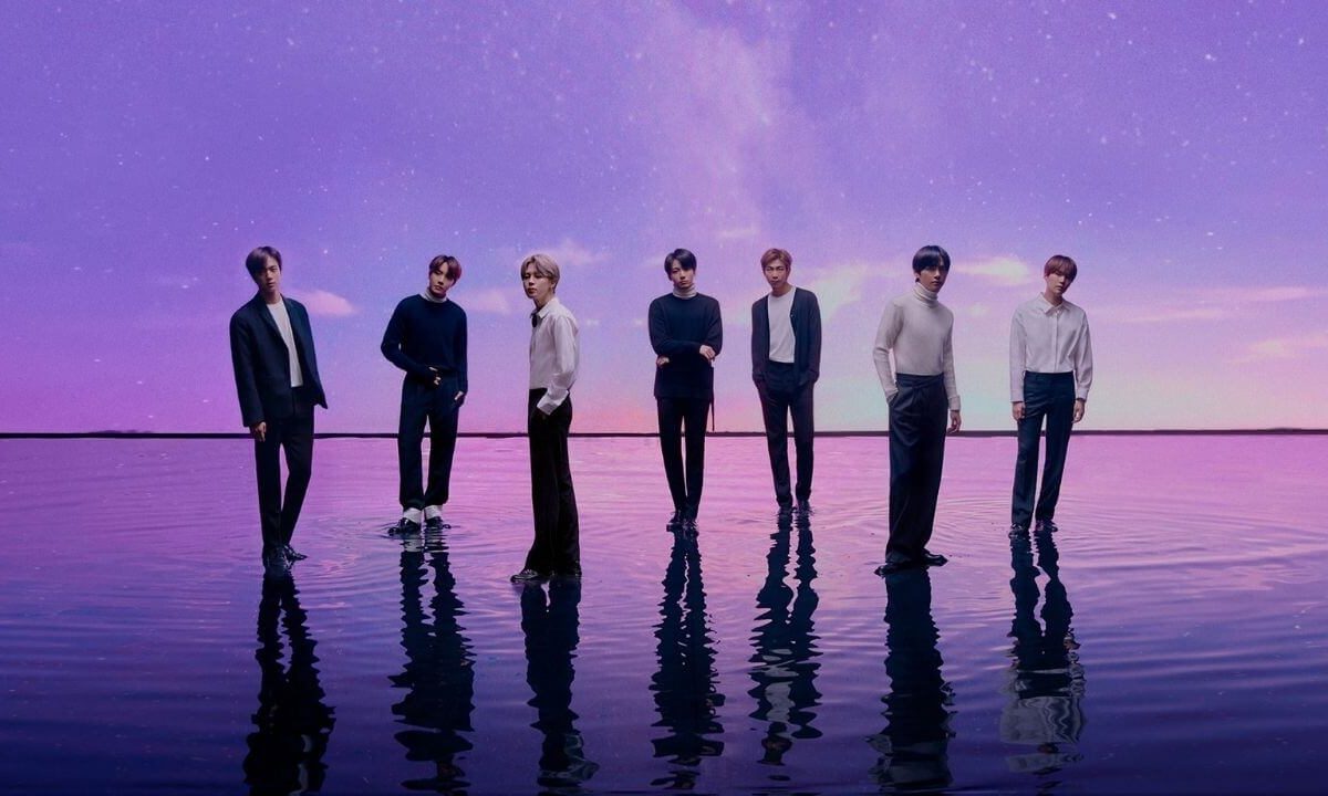The Official BTS LightStick Army Bomb Weverse Shop