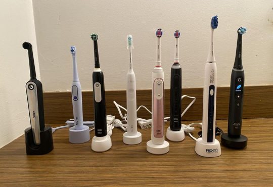Electric Toothbrush 2023